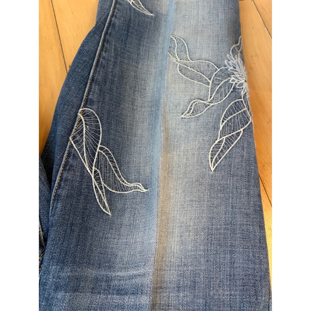 Chico's So Slimming Girlfriend Ankle Jeans Womens 0 Blue Floral Embroidered - Picture 5 of 7